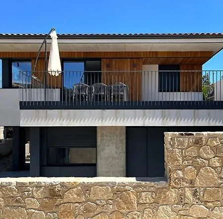 Castanos Casa de Férias *